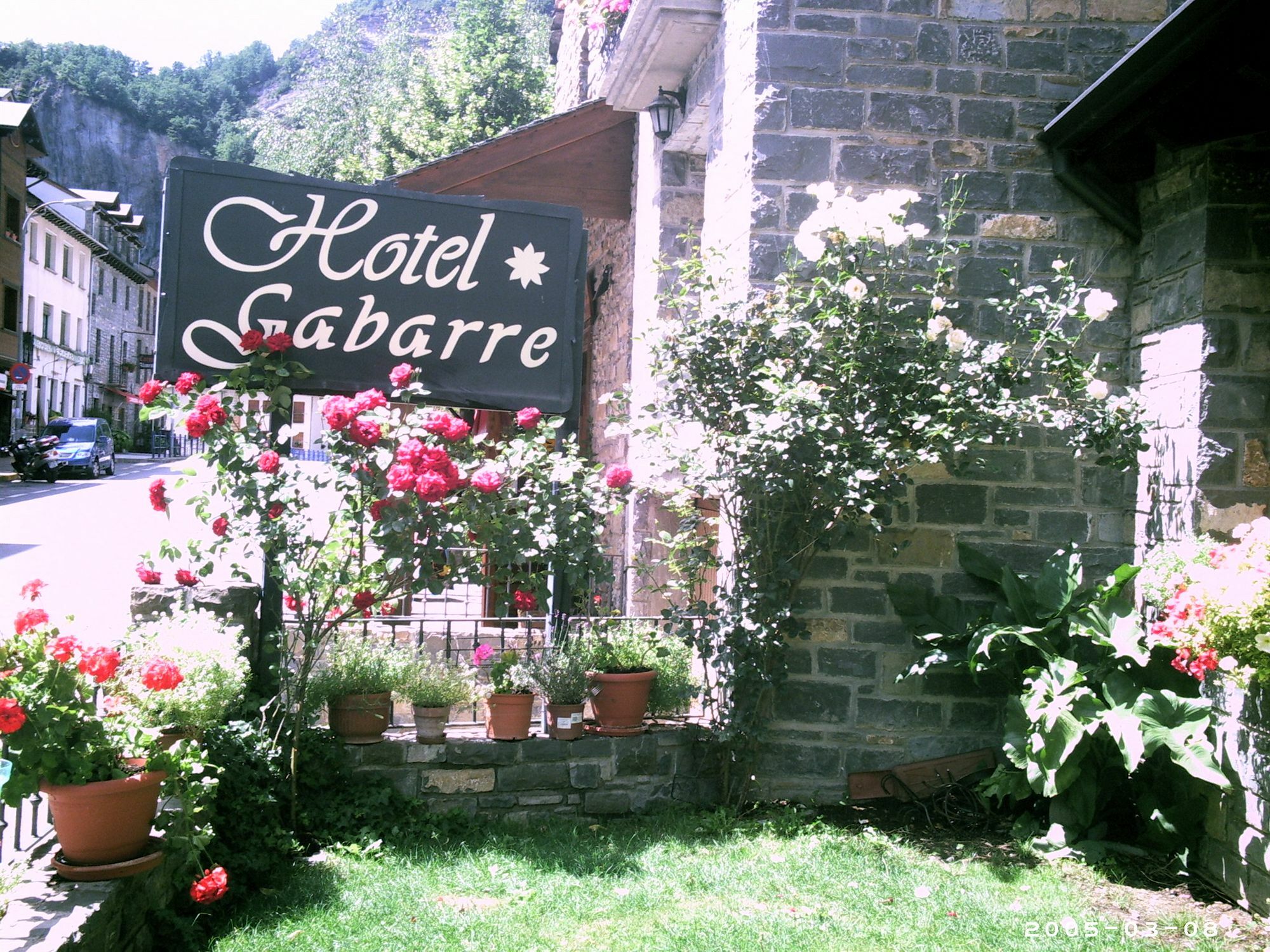 Apartamentos Gabarre Broto Exterior photo
